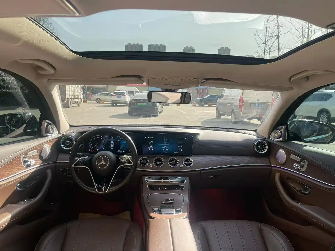 MERCEDES-BENZ E CLASS