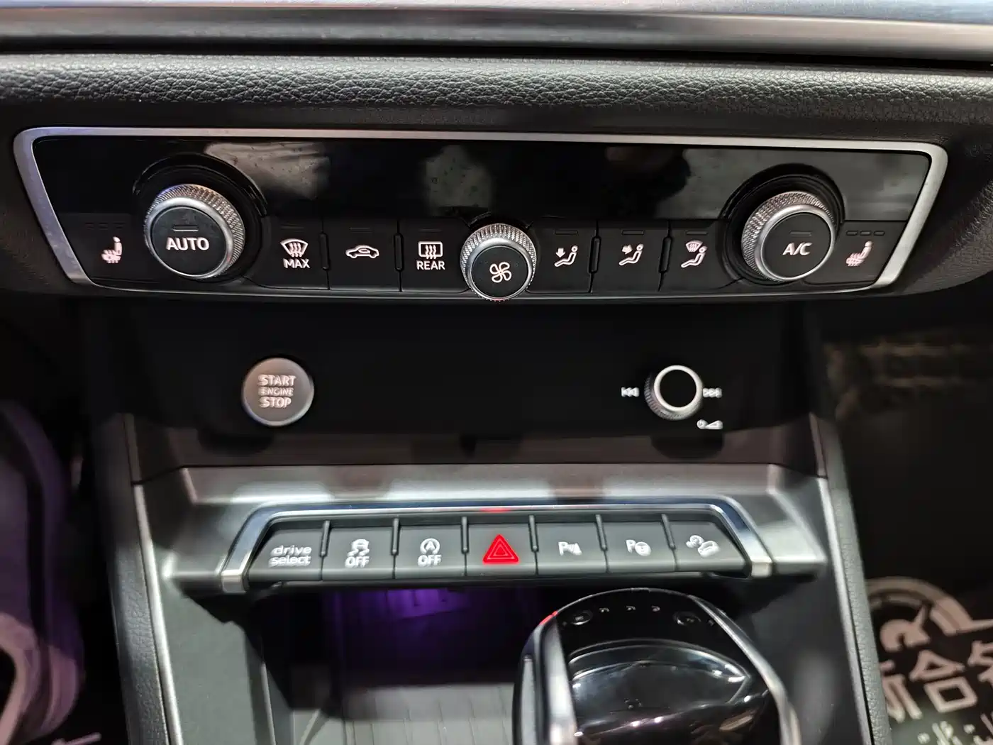 Audi Q3 Sportback 2020 45 TFSI quattro Luxury фото 13