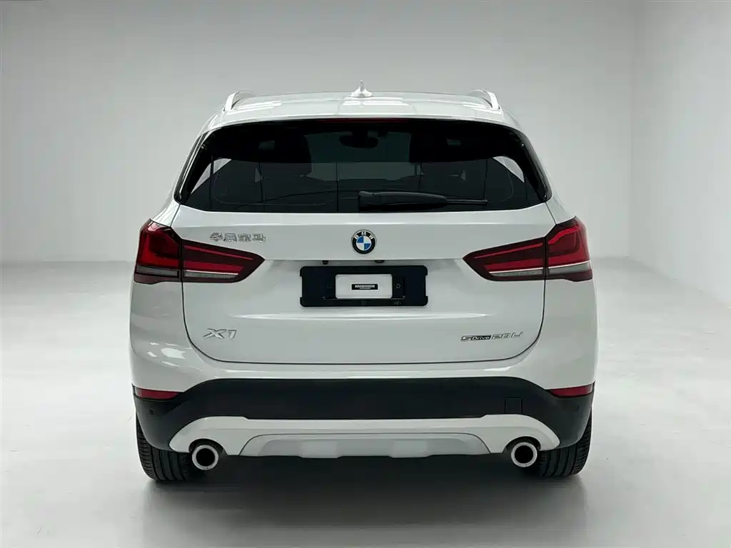 BMW X1 2022 sDrive20Li Fashion фото 10