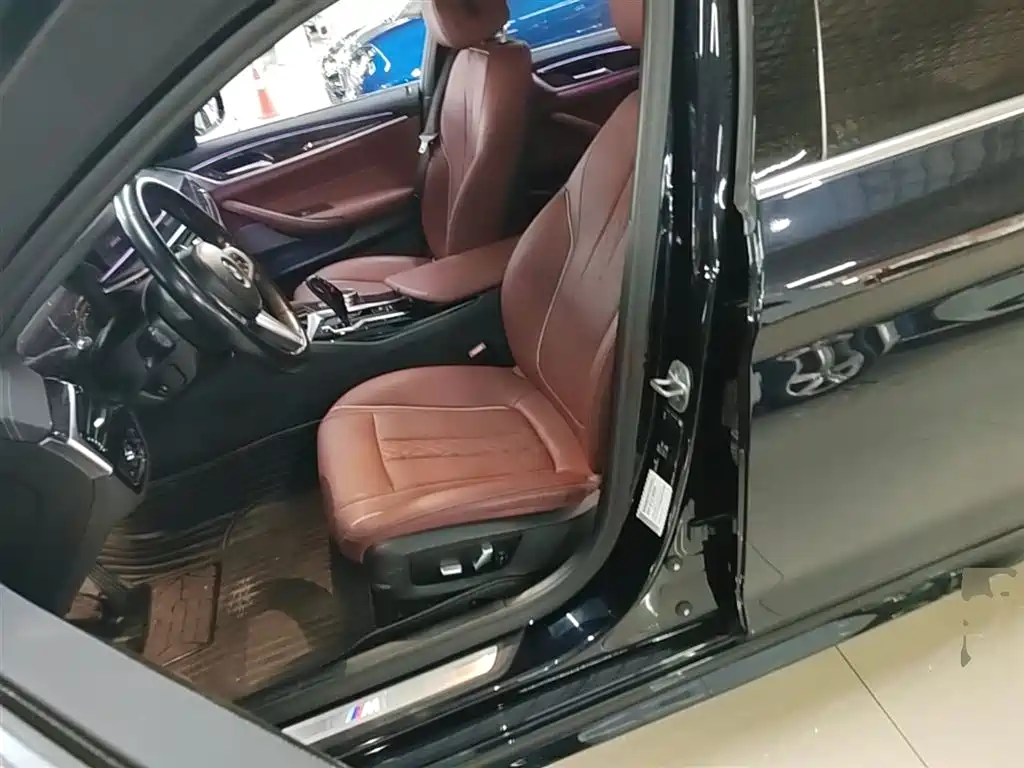 BMW 5 Series 2021 Facelift 525Li M Sport Package фото 15