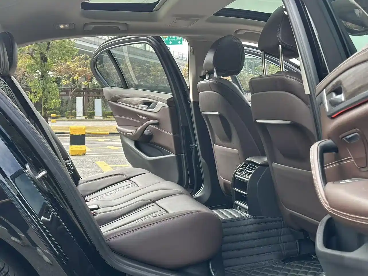 BMW 5 Series 2020 530Li Leading Luxury Package фото 9