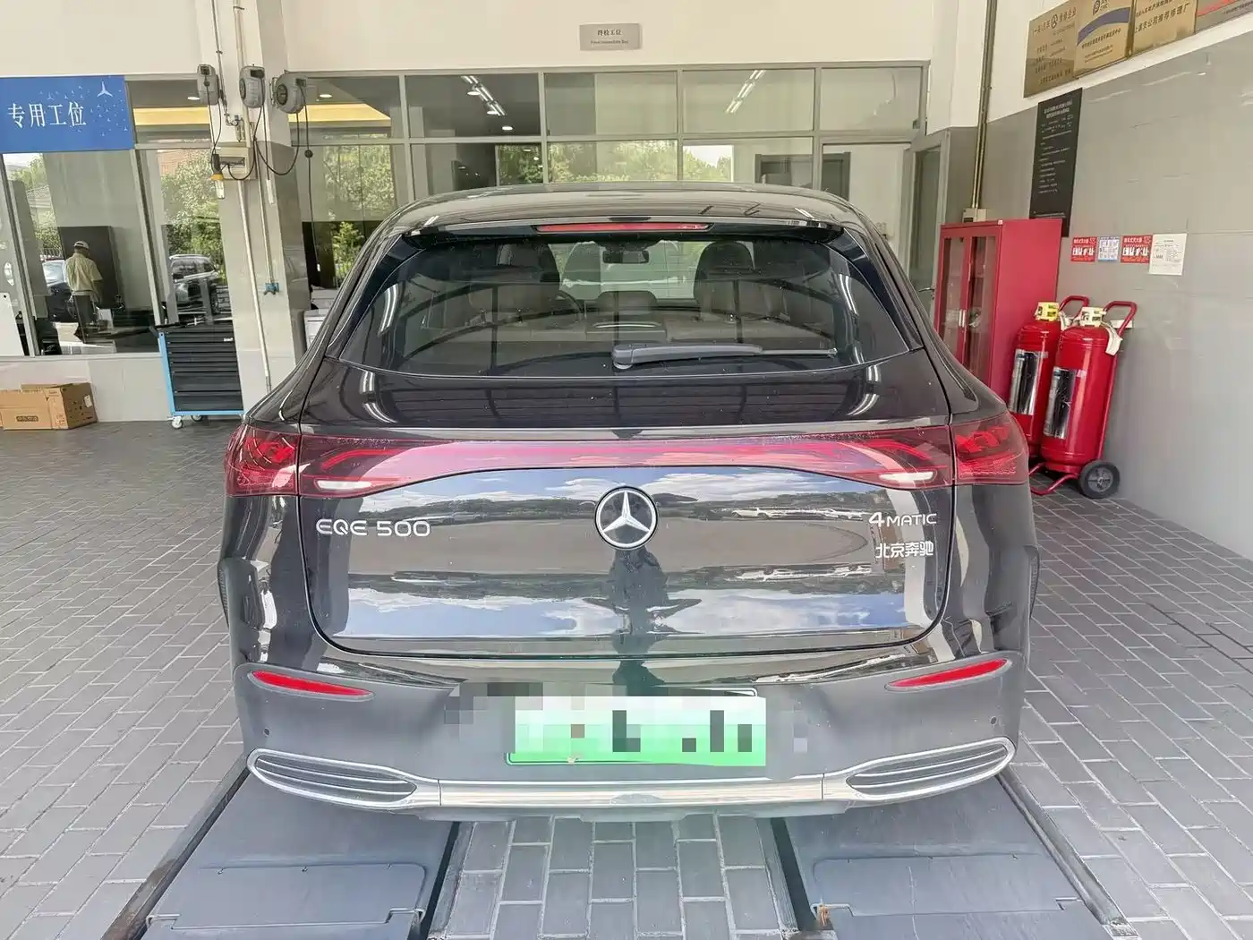 Mercedes-Benz EQE SUV 2025 2024 500 4MATIC Pioneer Edition