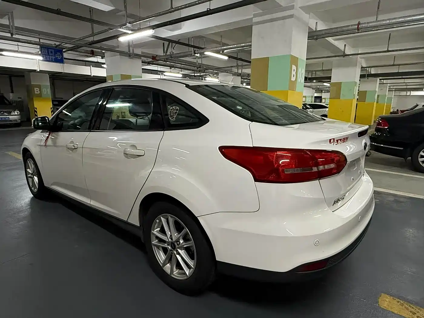 Фото 4 - Ford Focus
