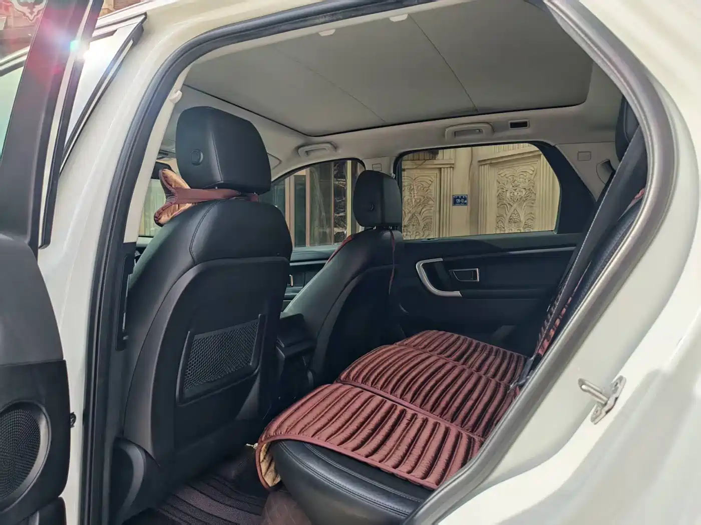 Land Rover Discovery Sport 2018 240PS SE Edition фото 4
