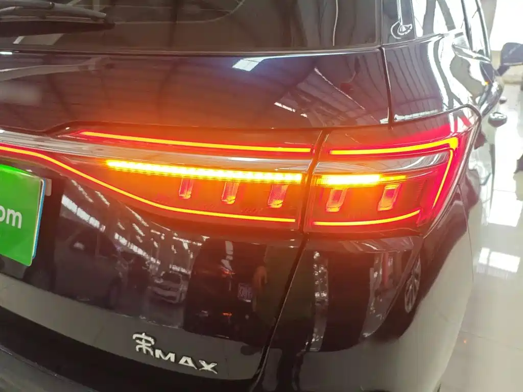 BYD Song MAX 2021 Upgrade 1.5T Automatic Premium Edition 7-Seater фото 8