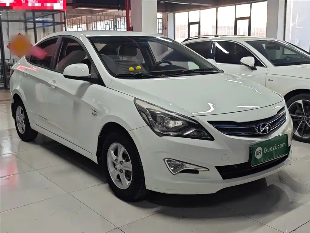 Hyundai Verna 2014 1.4L Manual Smart GLS фото 4