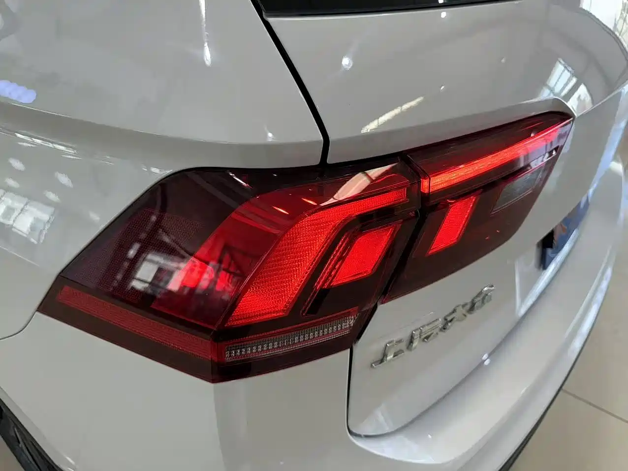 Volkswagen Tiguan L 2019 330TSI Automatic 2WD Trend Edition China VI фото 14