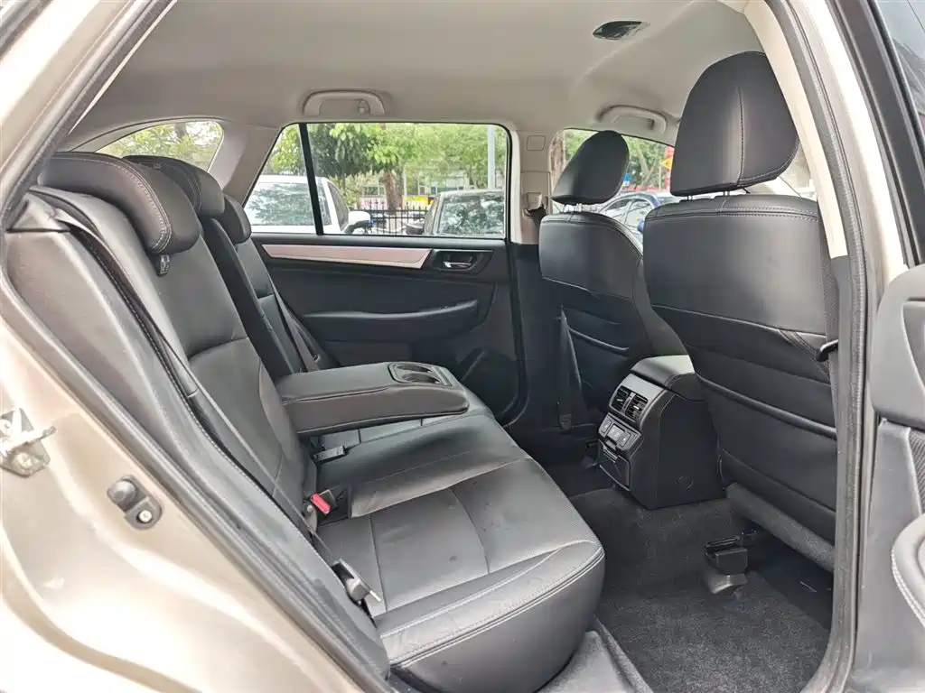 Subaru Outback 2020 Facelift 2.5i Classic Edition фото 24