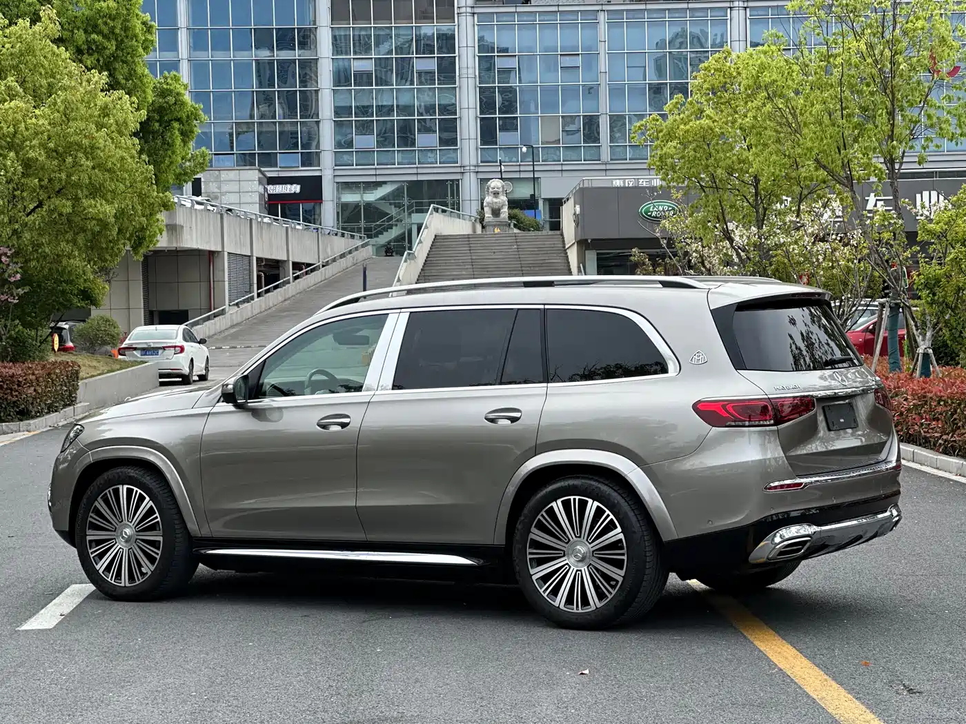 MERCEDES-BENZ MAYBACH GLS