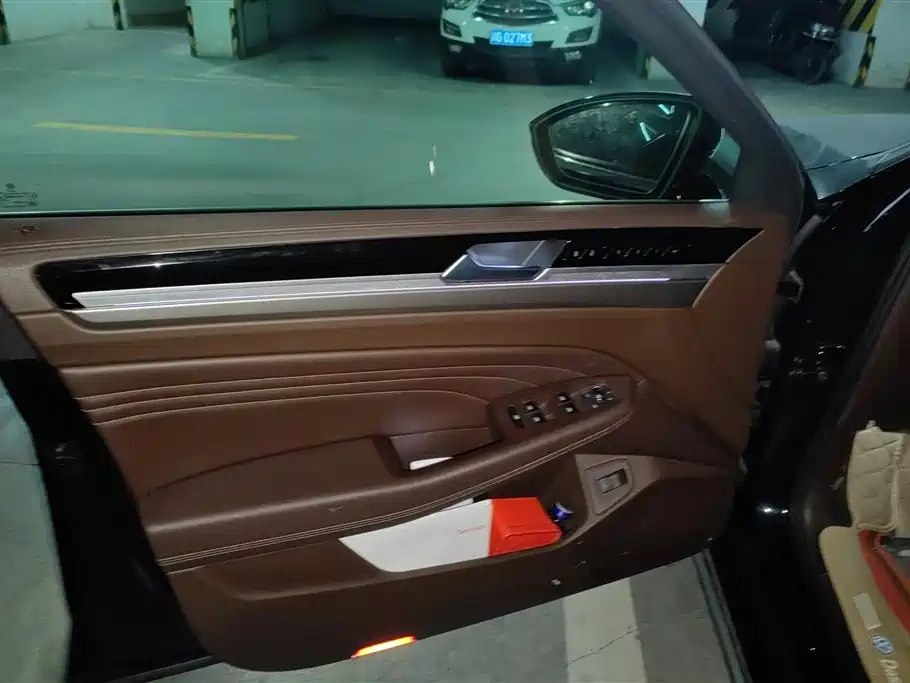 Volkswagen Phideon 2021 380TSI Luxury Edition фото 7
