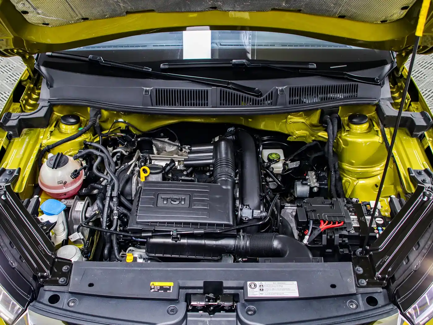 Škoda Kamiq 2021 GT TSI230 DSG Flagship Edition фото 18