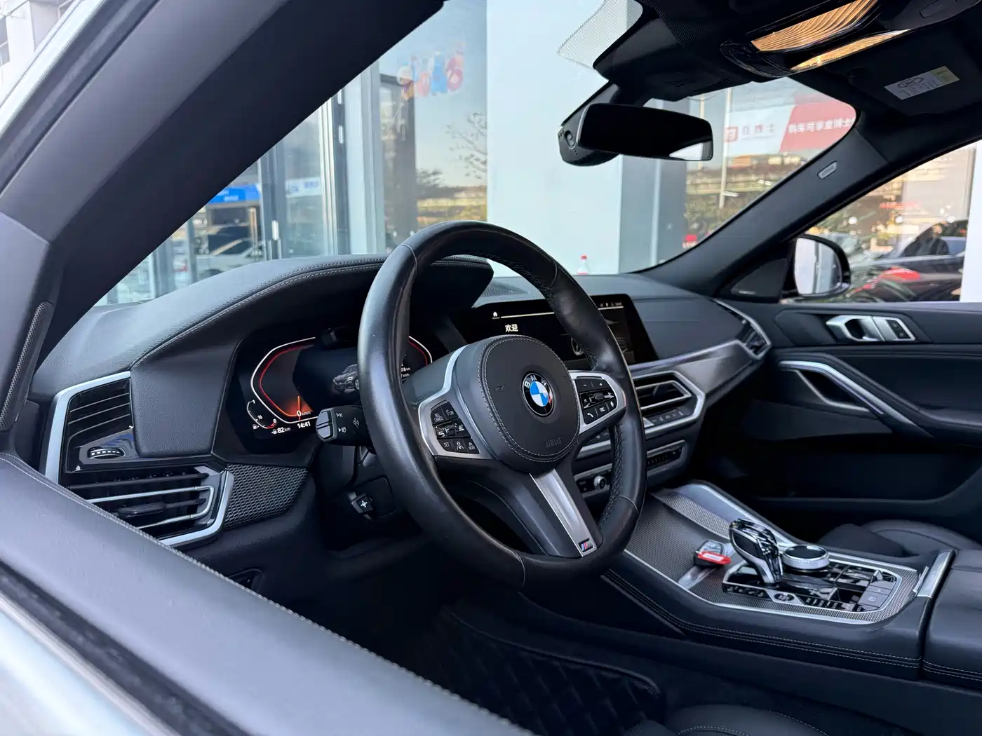 BMW X6 2022 xDrive40i Premium M Sport Package фото 12