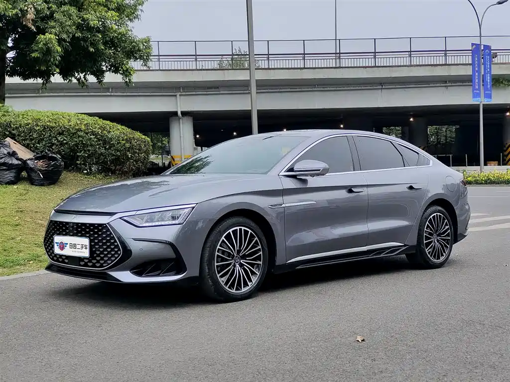 BYD Han 2024 DM-i Glory Edition 121KM Honor