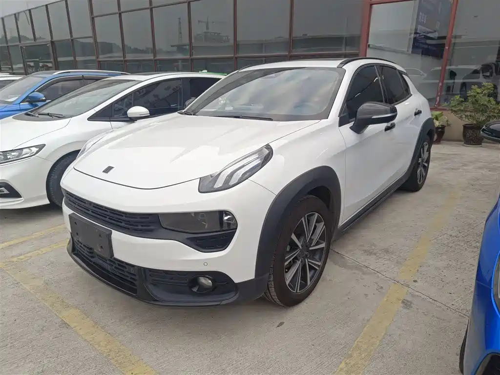 Lynk & Co 02 2021 1.5TD DCT 2WD Power Champion Edition фото 2
