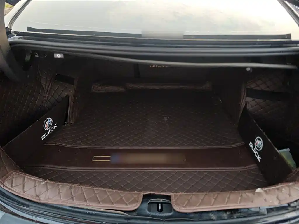 BUICK LACROSSE