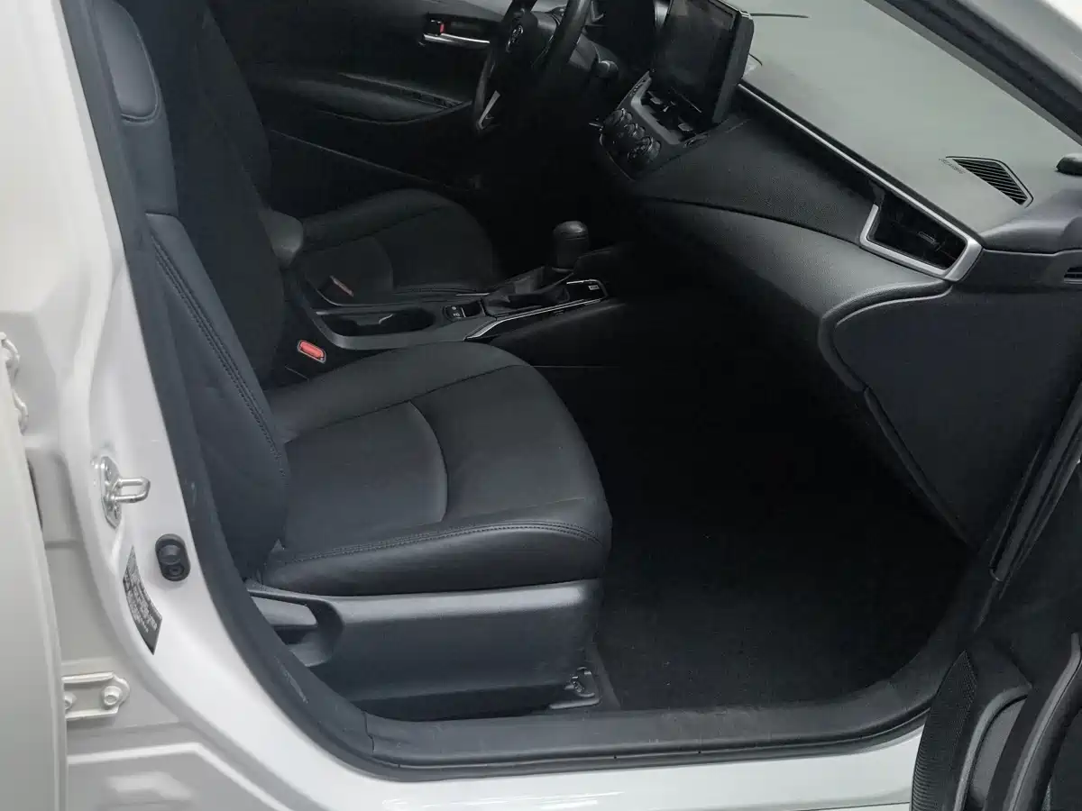 Toyota Corolla 2021 TNGA 1.5L CVT Pioneer Edition фото 18