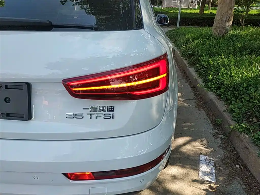 Audi Q3 2018 30th Anniversary Edition 35 TFSI Fashion фото 8