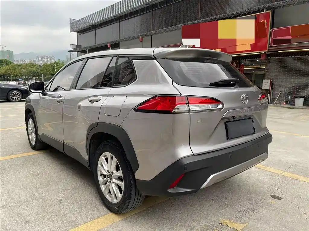 Toyota Corolla Cross 2023 2.0L Elite Edition фото 7
