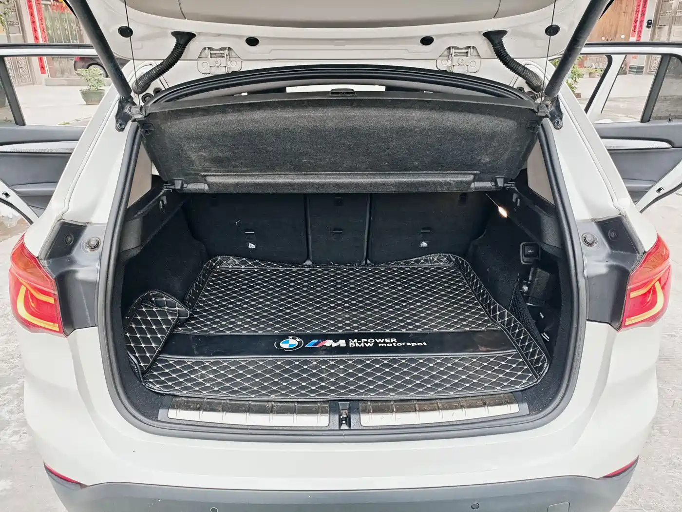 BMW X1 2018 sDrive20Li Leading Model фото 21