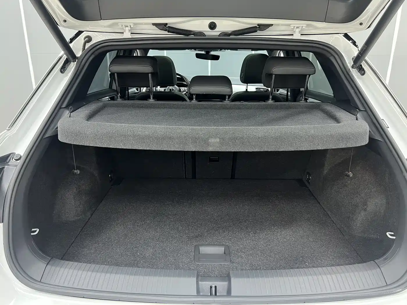 Volkswagen T-ROC 2022 280TSI DSG 2WD R-Line Pro PLUS фото 26