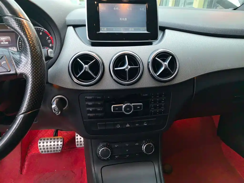 Mercedes-Benz B-Class 2012 B 200 фото 10
