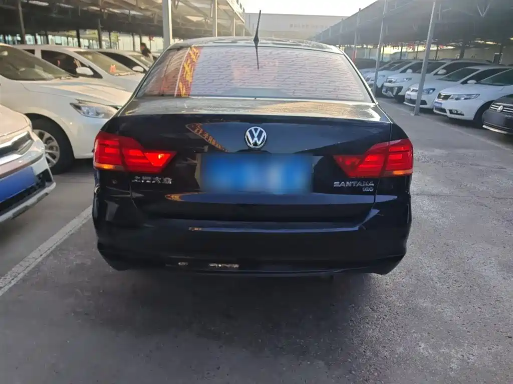 Volkswagen Santana 2016 1.6L Manual Trend Edition фото 6