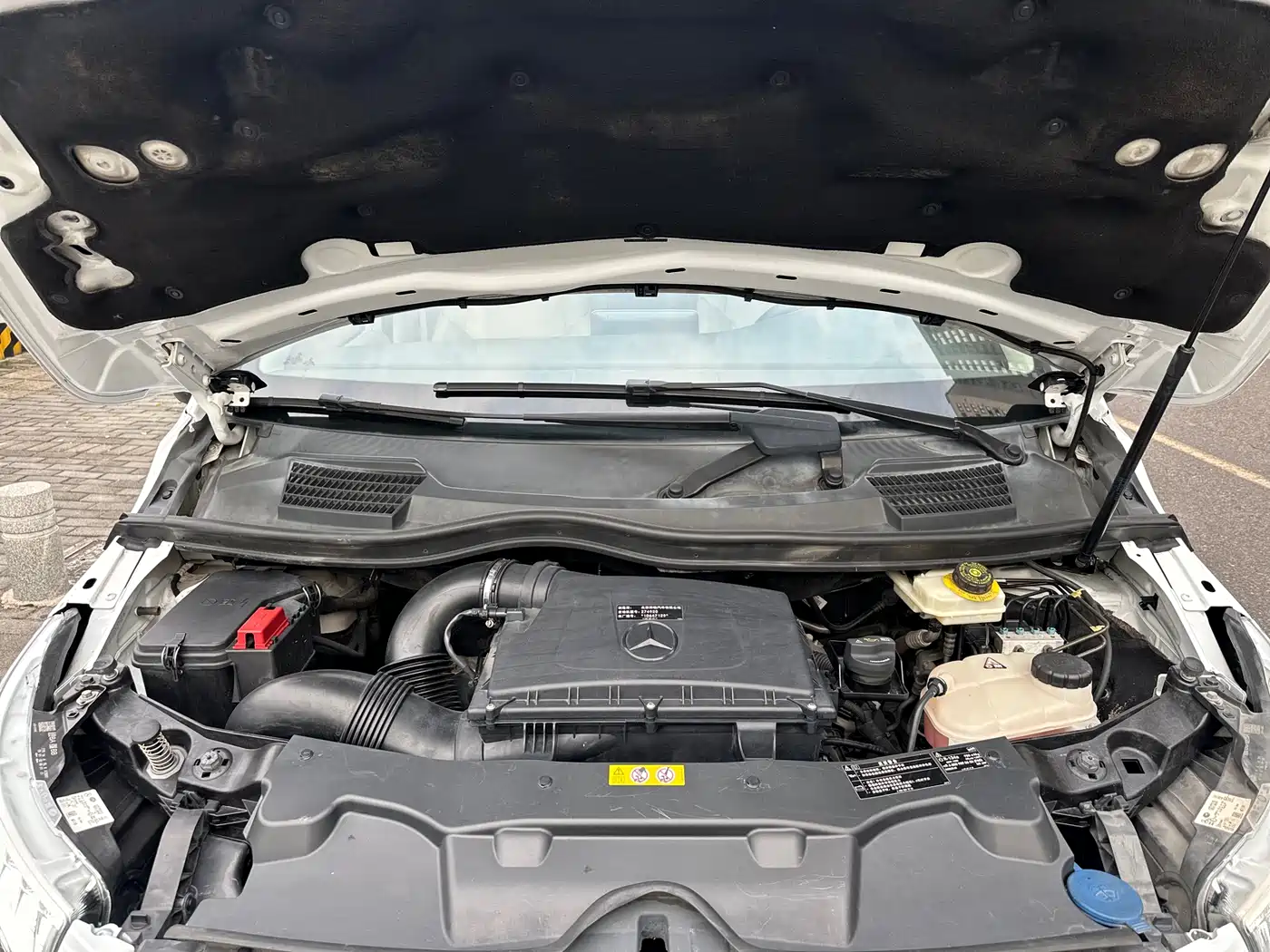 Mercedes-Benz V-Class 2017 Model V 260 Premium Edition фото 15