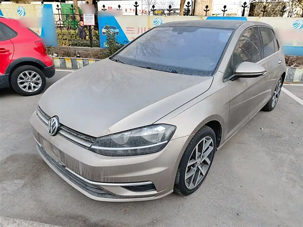 Volkswagen Golf 2018 230TSI Automatic Luxury фото 2