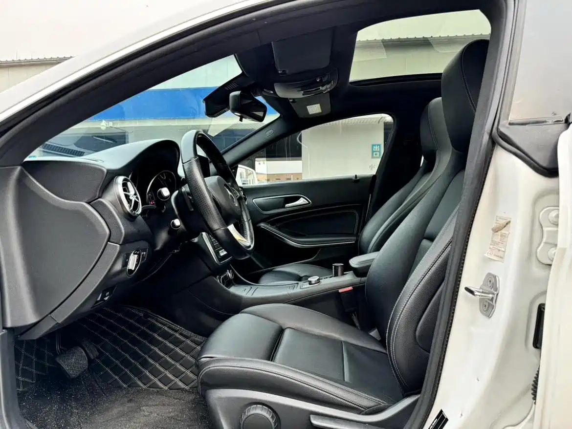 Mercedes-Benz CLA (Import) 2018 CLA 200 Dynamic Edition фото 11