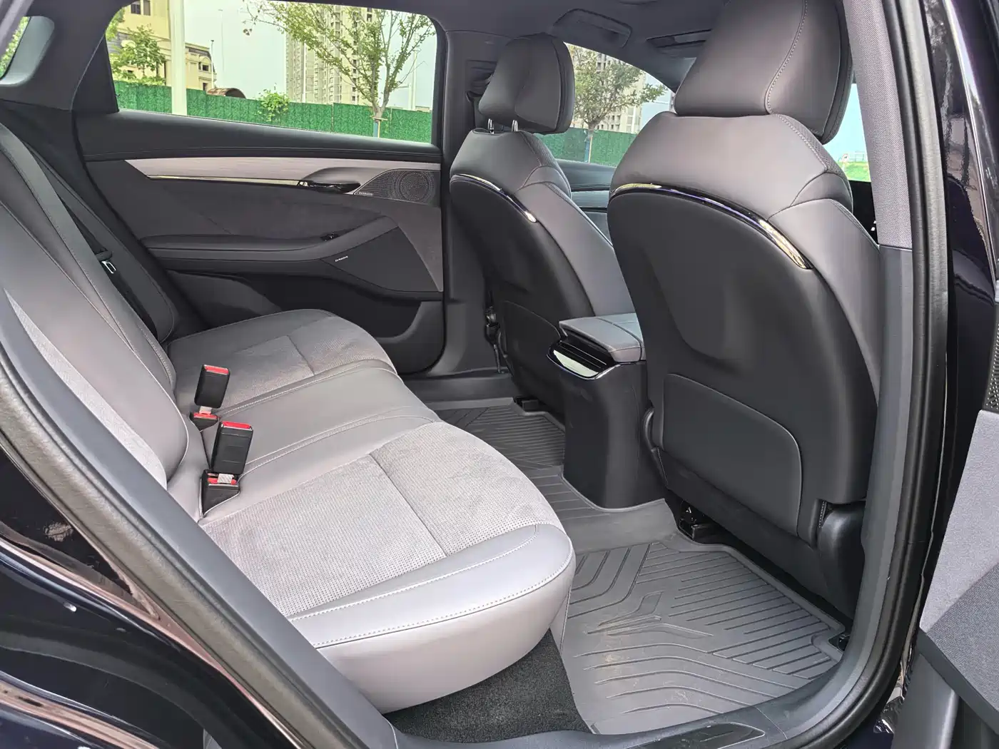 Voyah Auto VOYAH Zhuiguang 2024 PHEV AWD Ultra Long Range Flagship фото 22