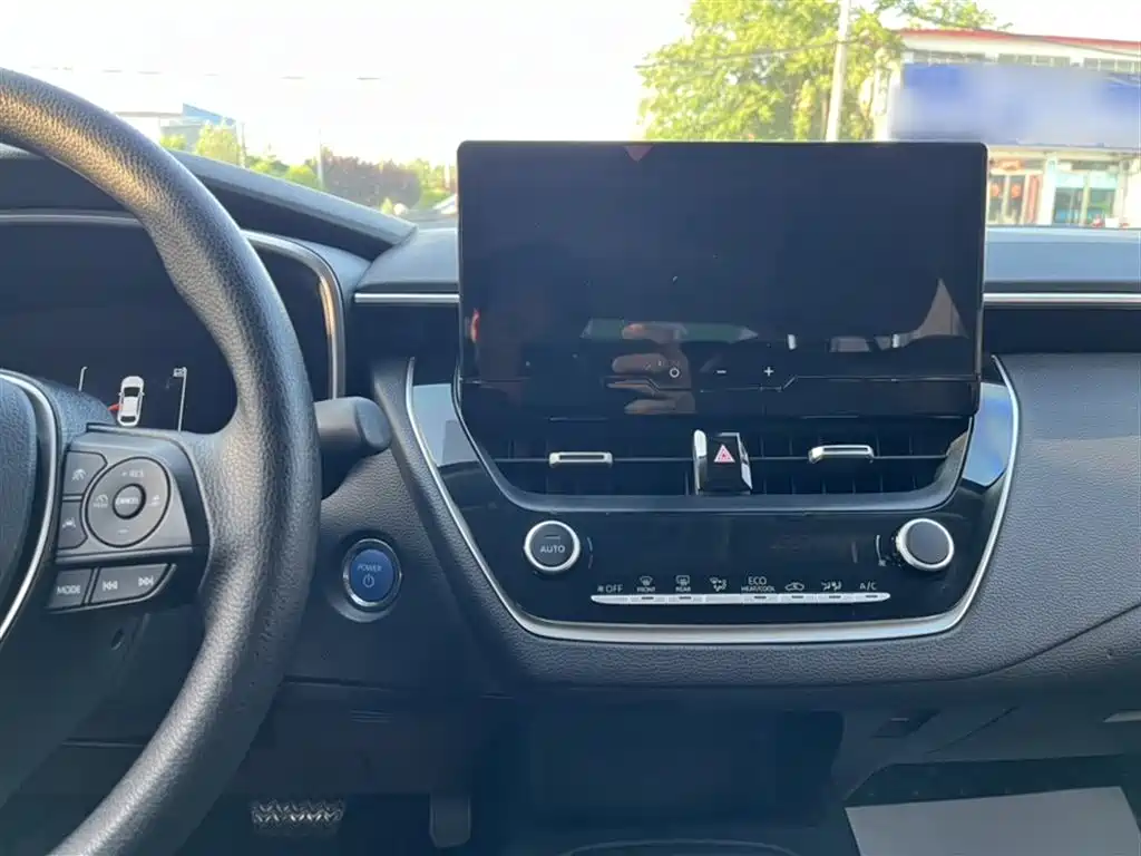 Toyota Levin 2023 Smart Hybrid 1.8L Luxury фото 4