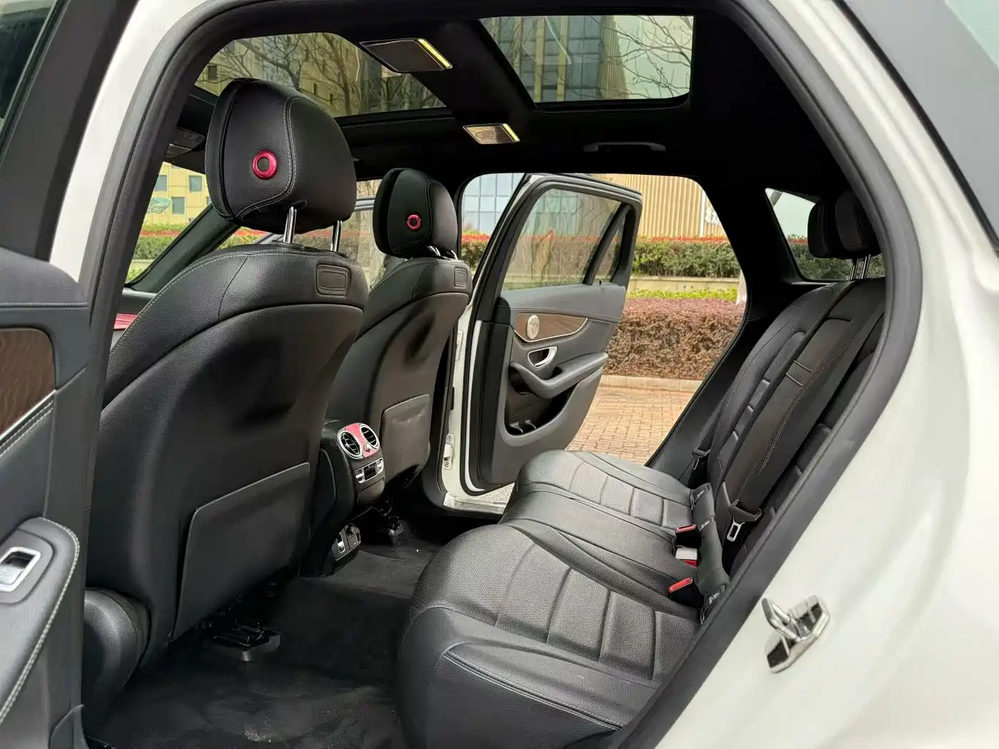 Mercedes-Benz GLC 2019 GLC 300 L 4MATIC Dynamic фото 8
