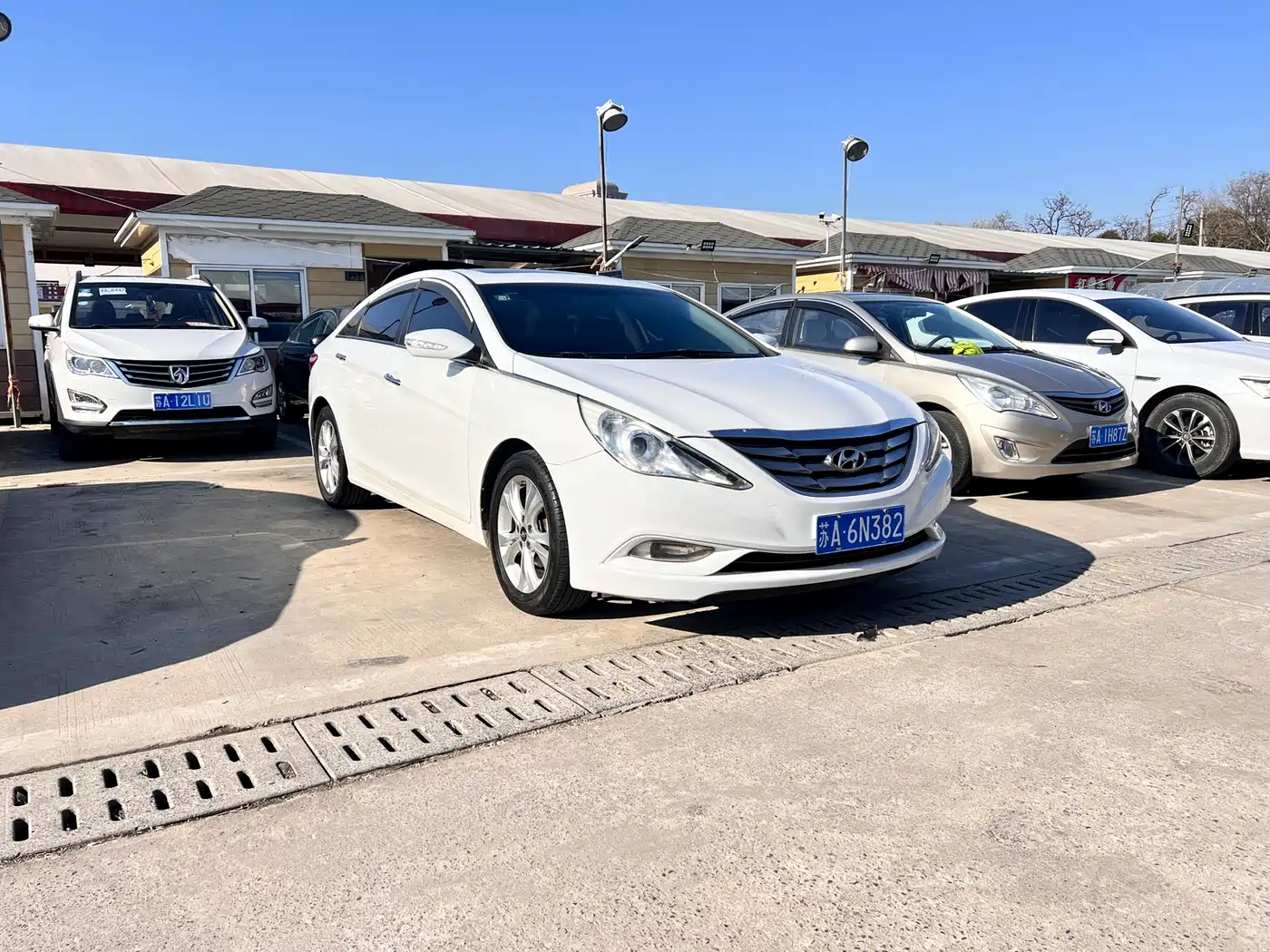 Hyundai Sonata 2013 2.0L Automatic Premium Edition фото 2