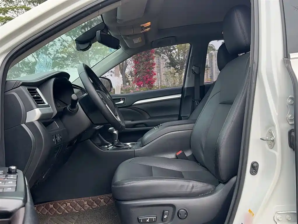 Toyota Highlander 2018 2.0T 4WD Luxury 7-seater (China V) фото 11
