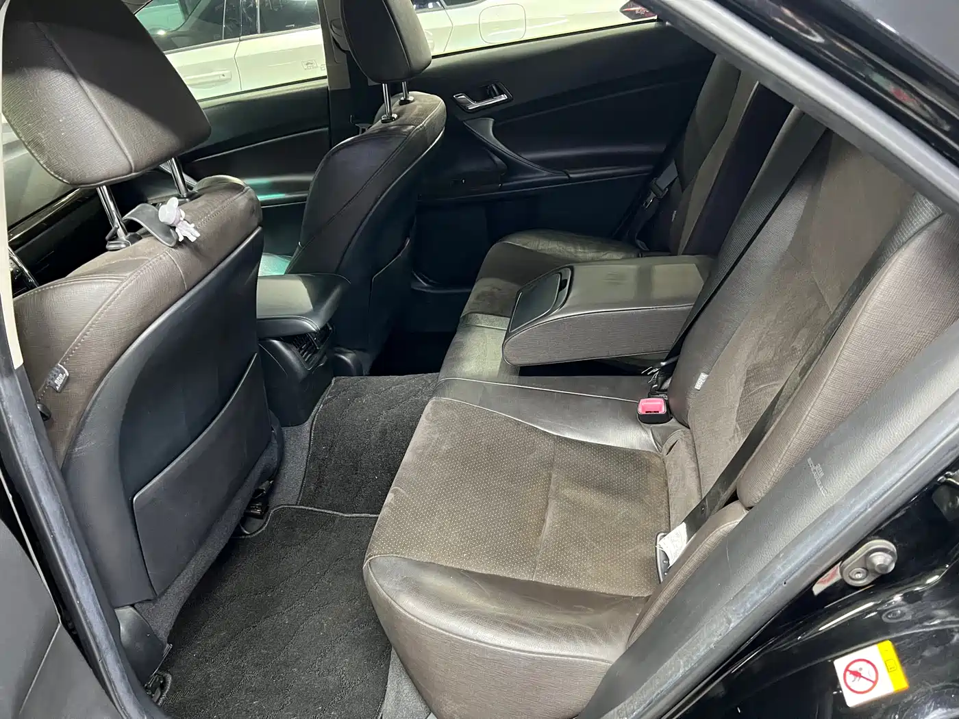 Toyota Reiz 2013 2.5V Premium Edition фото 5