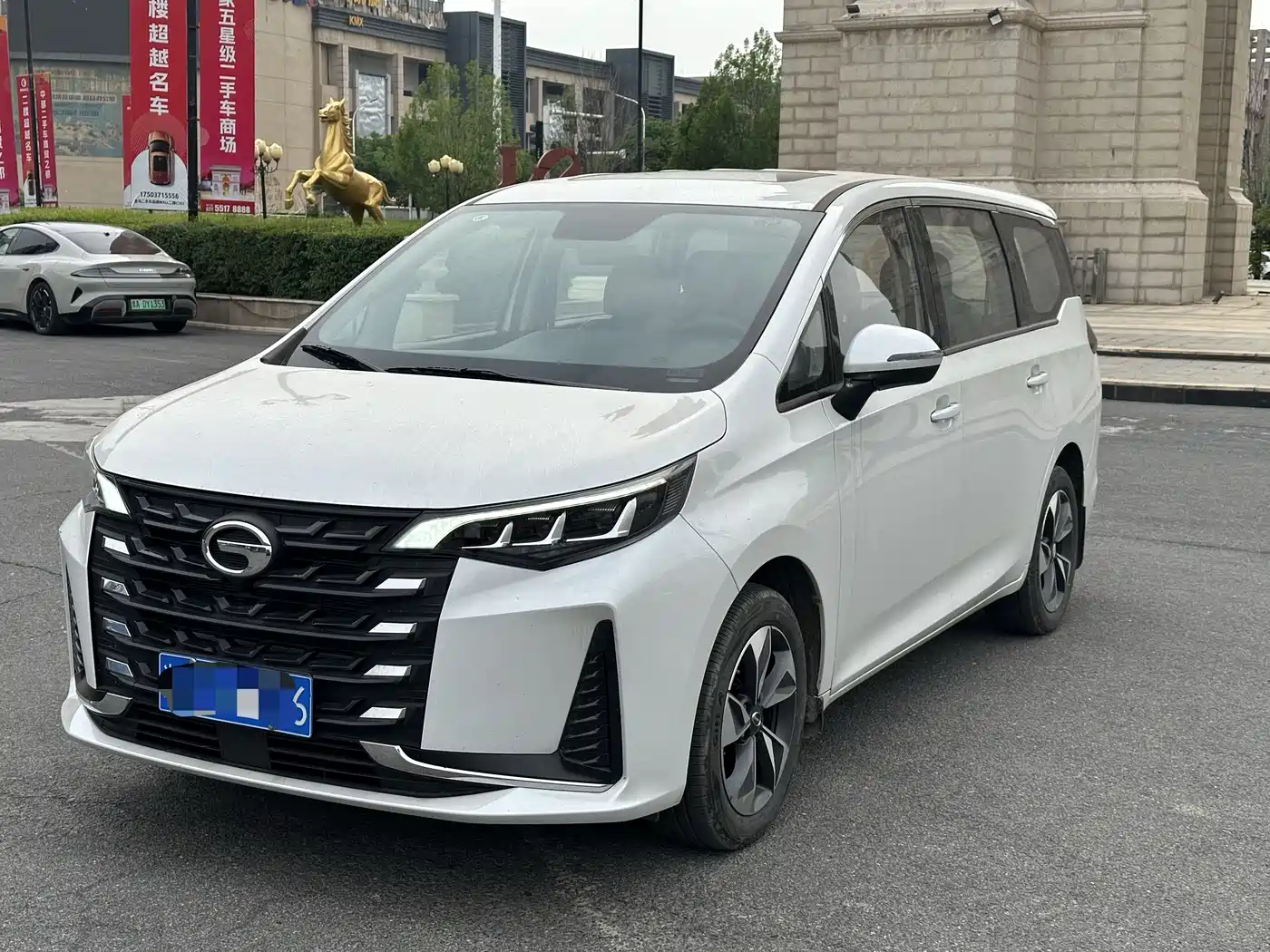 GAC Trumpchi Trumpchi M6 2023 PRO 270T DCT Luxury Edition