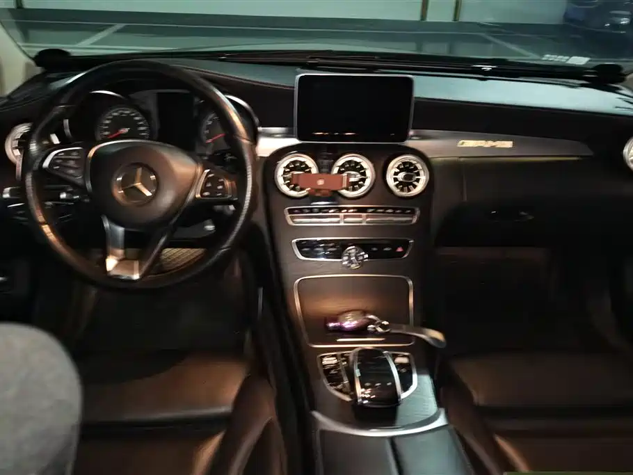 Mercedes-Benz C-Class 2018 C 200 L Sport Edition фото 12