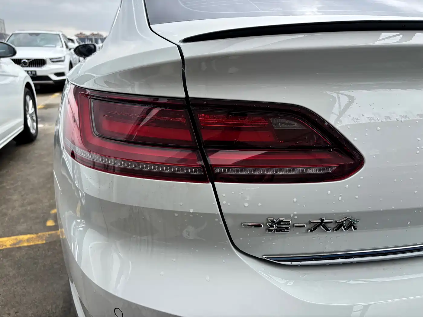 Volkswagen FAW-Volkswagen CC 2024 330TSI Dazzling Edition фото 6