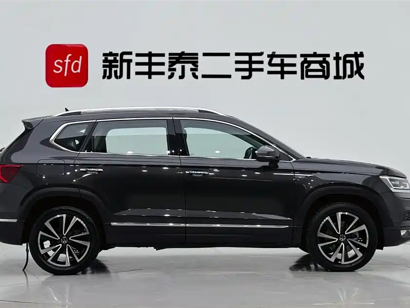 Volkswagen Tharu 2022 330TSI AWD Flagship Edition фото 3