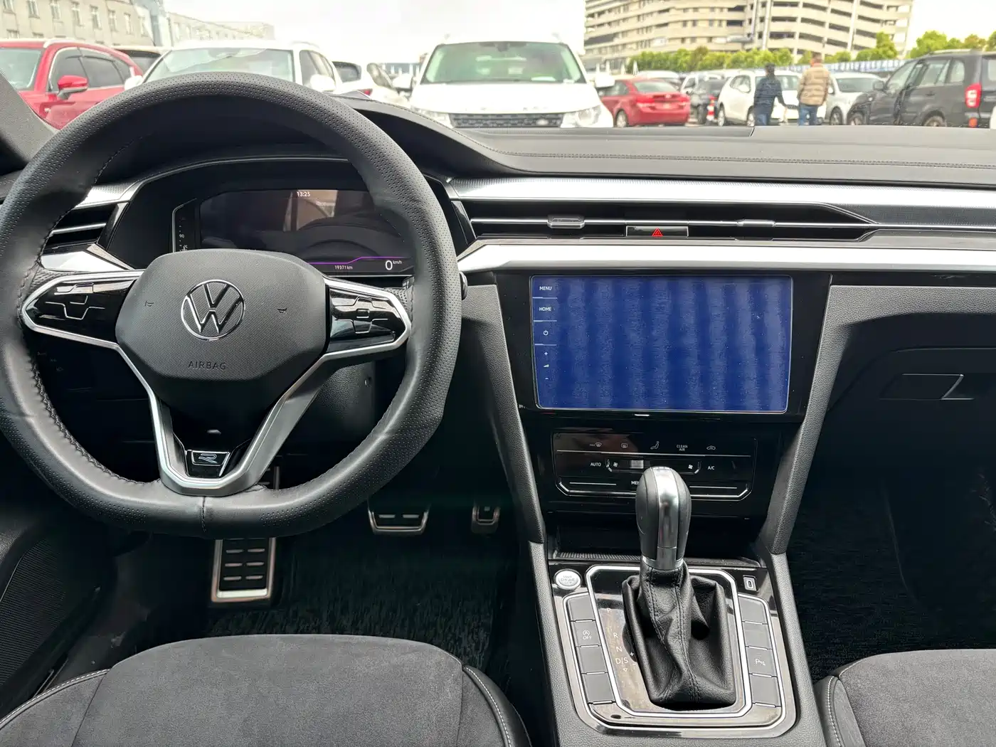 Volkswagen FAW-Volkswagen CC 2024 330TSI Dazzling Edition фото 13
