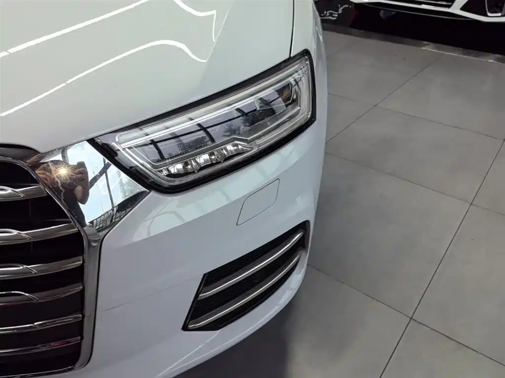 Audi Q3 2017 30 TFSI Style фото 24