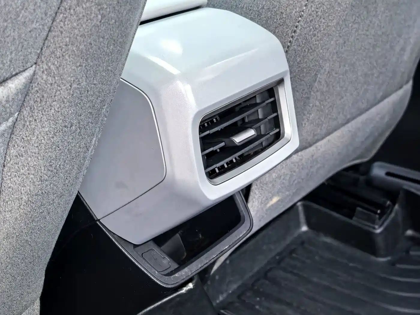 Photo 27 - Geely Geometry A