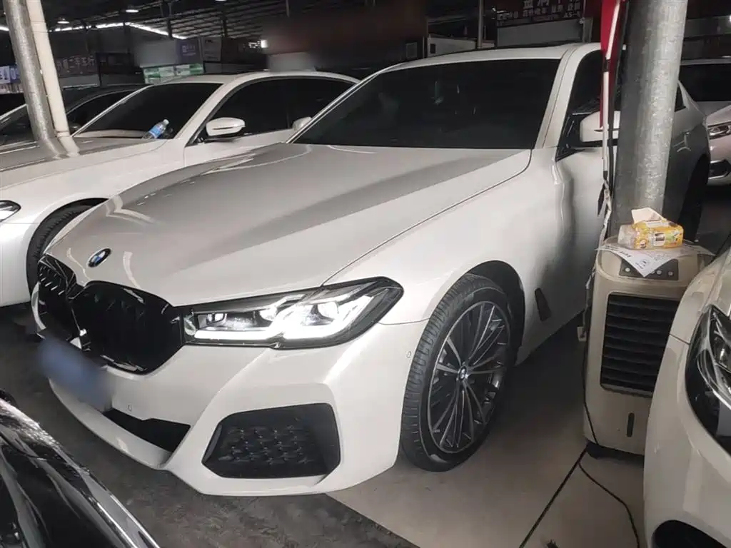 BMW 5 Series 2022 Facelift 530Li Leading M Sport Package