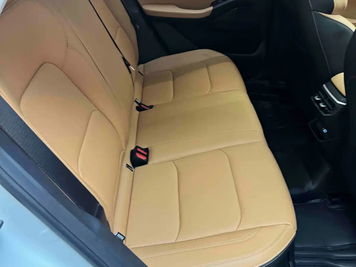 GEELY AUTOMOBILE EMGRAND