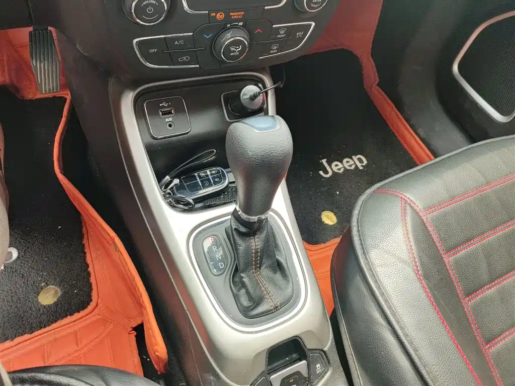Jeep Compass 2020 2019 220T Automatic Joy Edition