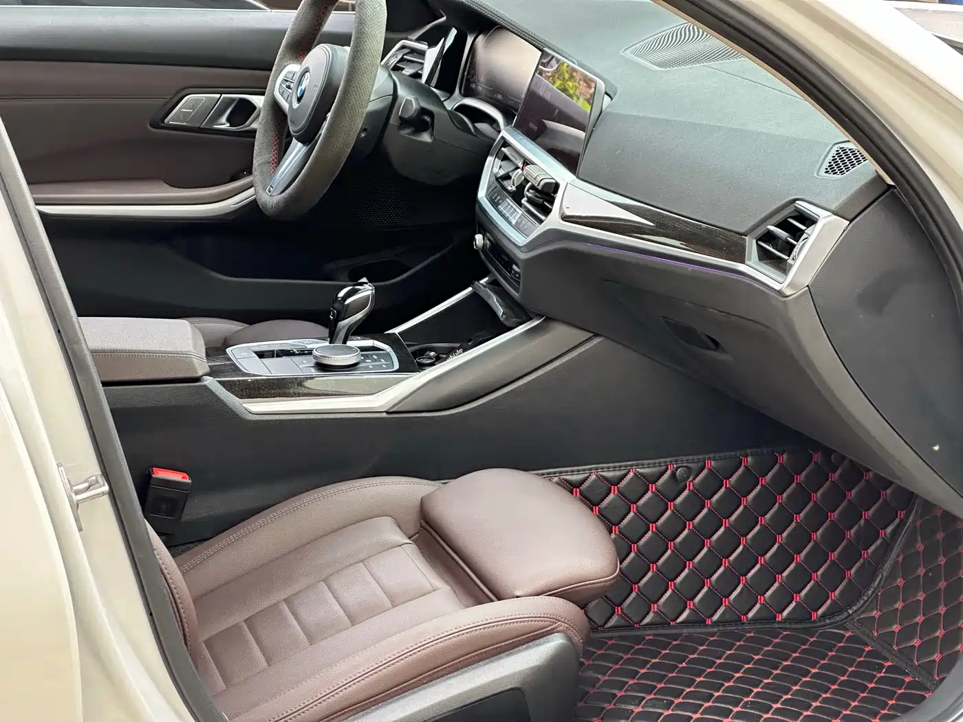 BMW 3 Series 2020 Facelift 325Li Launch Edition фото 15