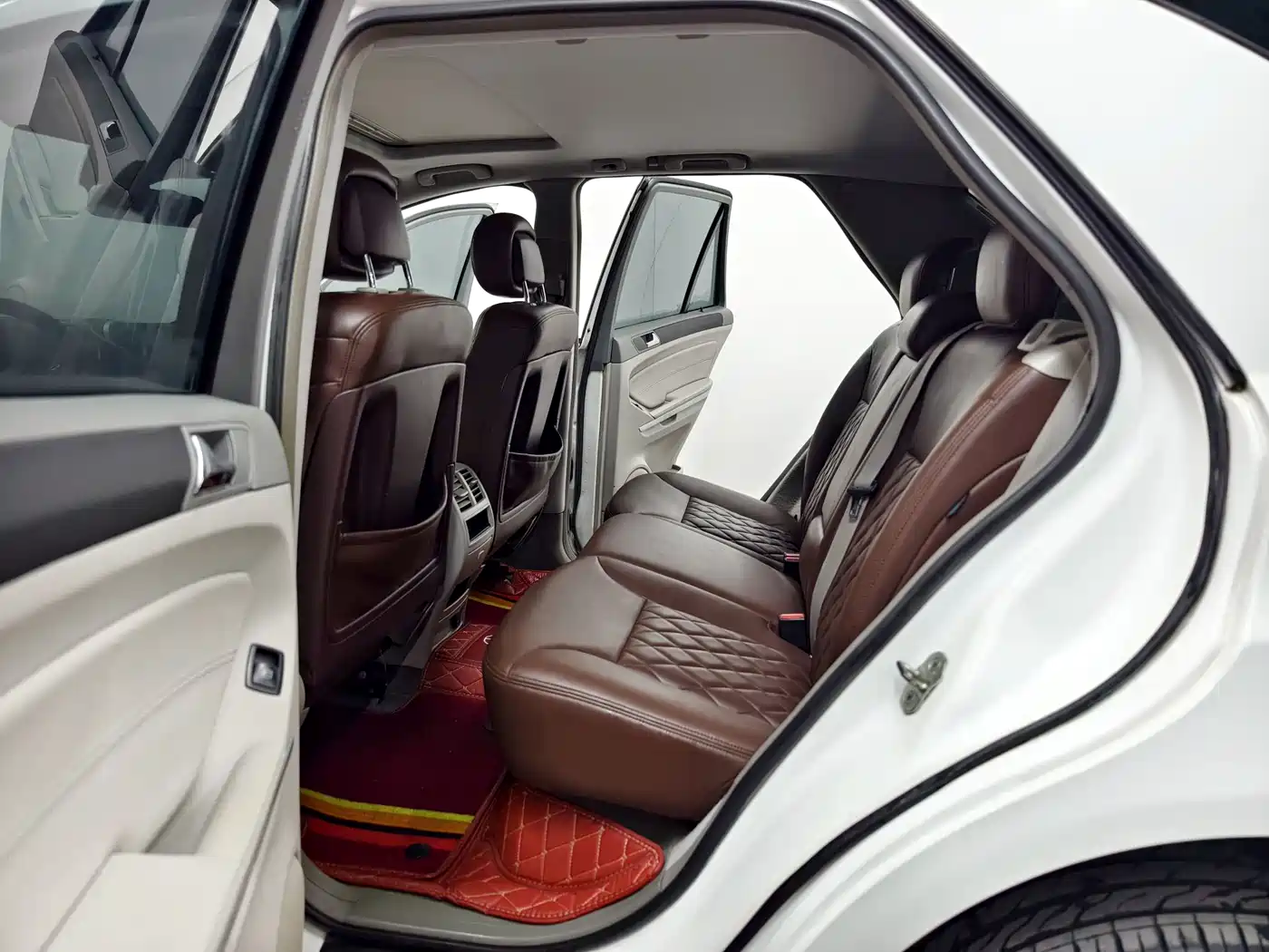 Mercedes-Benz M-Class 2010 ML 300 4MATIC фото 13
