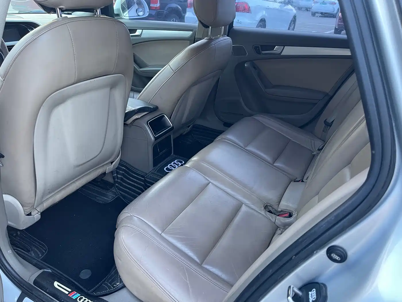 Audi A4L 2011 2011 2.0 TFSI Luxury