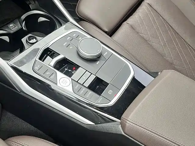 BMW 3 Series 2023 320Li M Sport Package фото 12