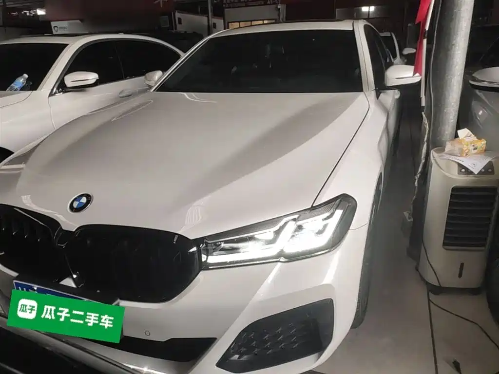 BMW 5 Series 2022 Facelift 530Li Leading M Sport Package фото 3